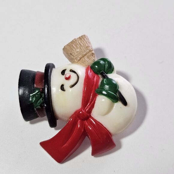 1984 Vintage Hallmark Snowman With Red Scarf And Black Hat Brooch - Picture 9 of 10